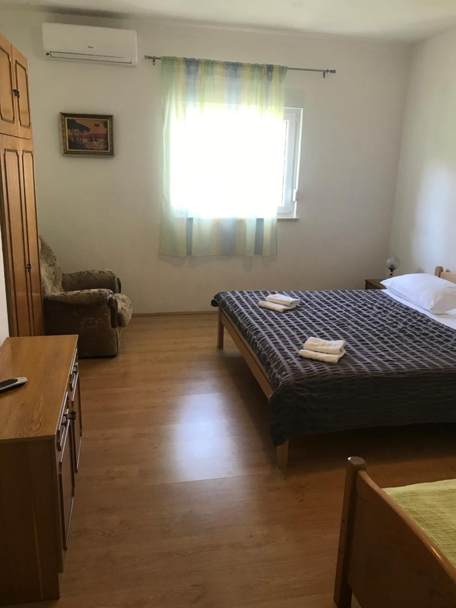 Apartments Milenka โตรกีร์ ภายนอก รูปภาพ