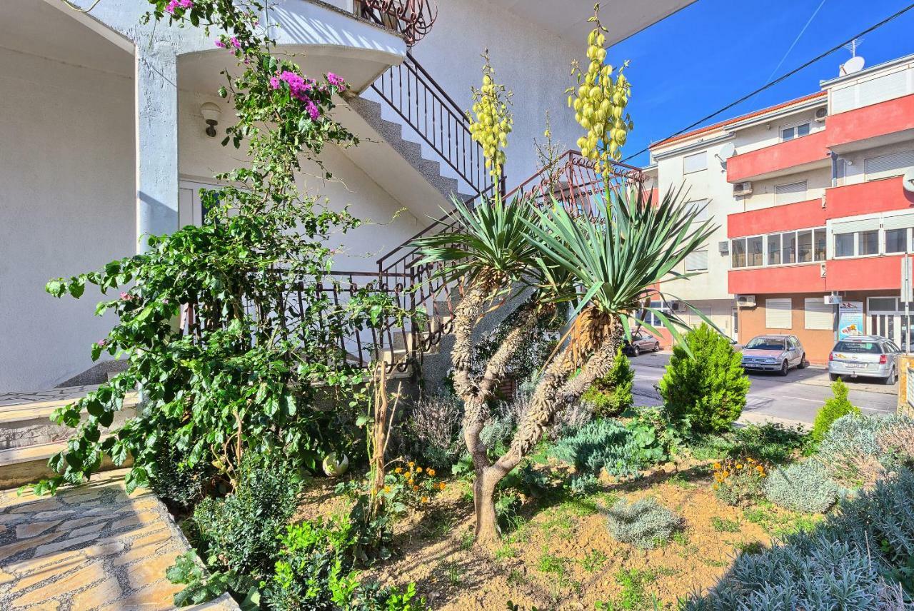 Apartments Milenka โตรกีร์ ภายนอก รูปภาพ