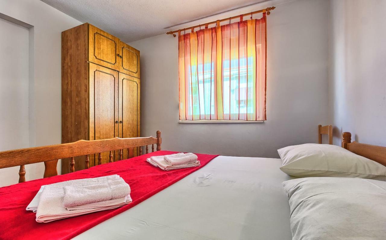 Apartments Milenka โตรกีร์ ภายนอก รูปภาพ